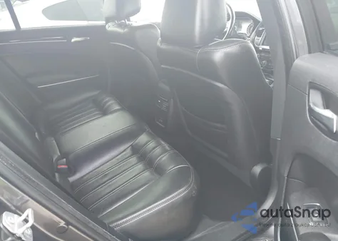 2019 Chrysler 300 300S from USA, damaged, VIN 2C3CCABG7KH562811